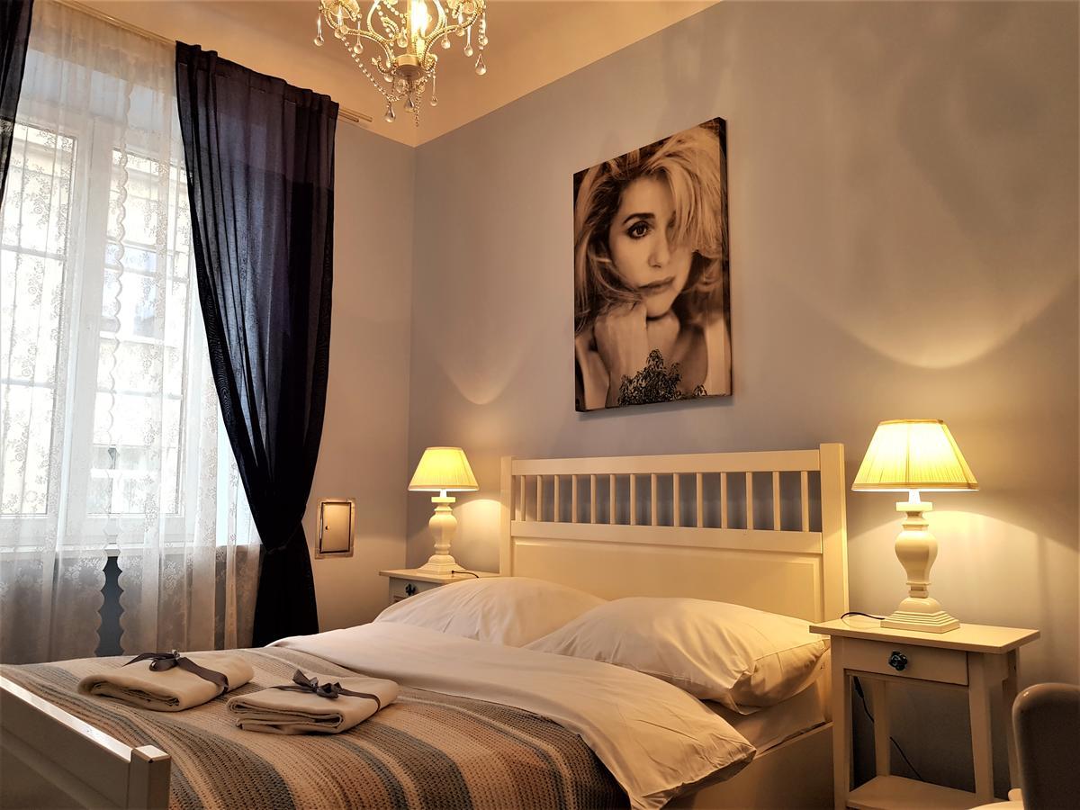Chmielna Guest House Varsovia Exterior foto